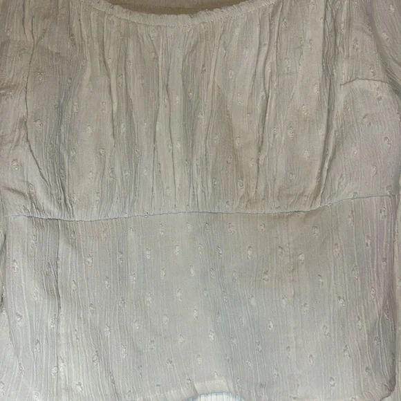 HOLLISTER - Picture 4 of 6